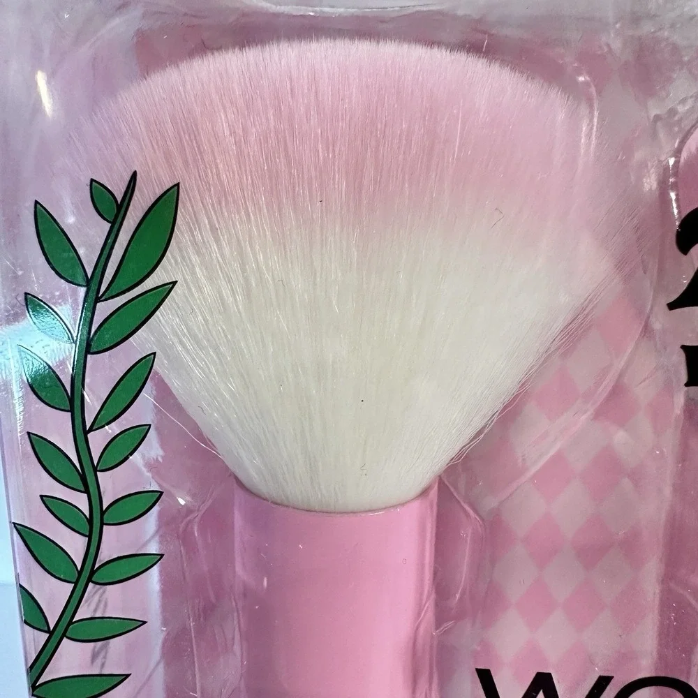 Wet n Wild Disney Alice in Wonderland Mad Tea Party 4 Piece Makeup Brush Set LE